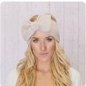 Knitted Large Bow Headband - Ear warmer